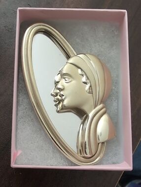 Gold-tone Sculptural Face Pin Brooch